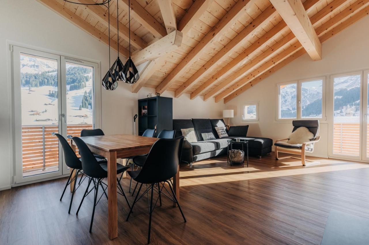Chuenislodge2- Zwei Balkone, Gemuetlicher Kamin, Aussicht Apartment Adelboden