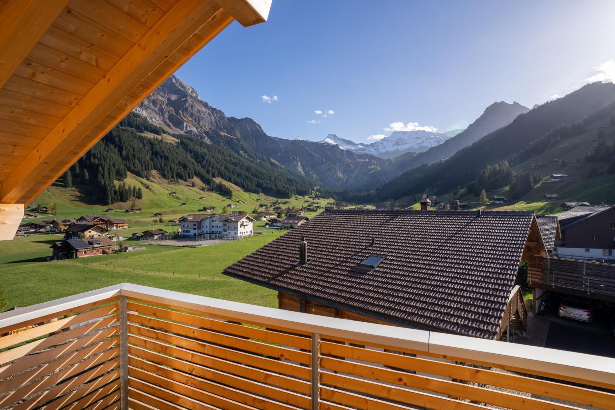 Chuenislodge2- Zwei Balkone, Gemuetlicher Kamin, Aussicht