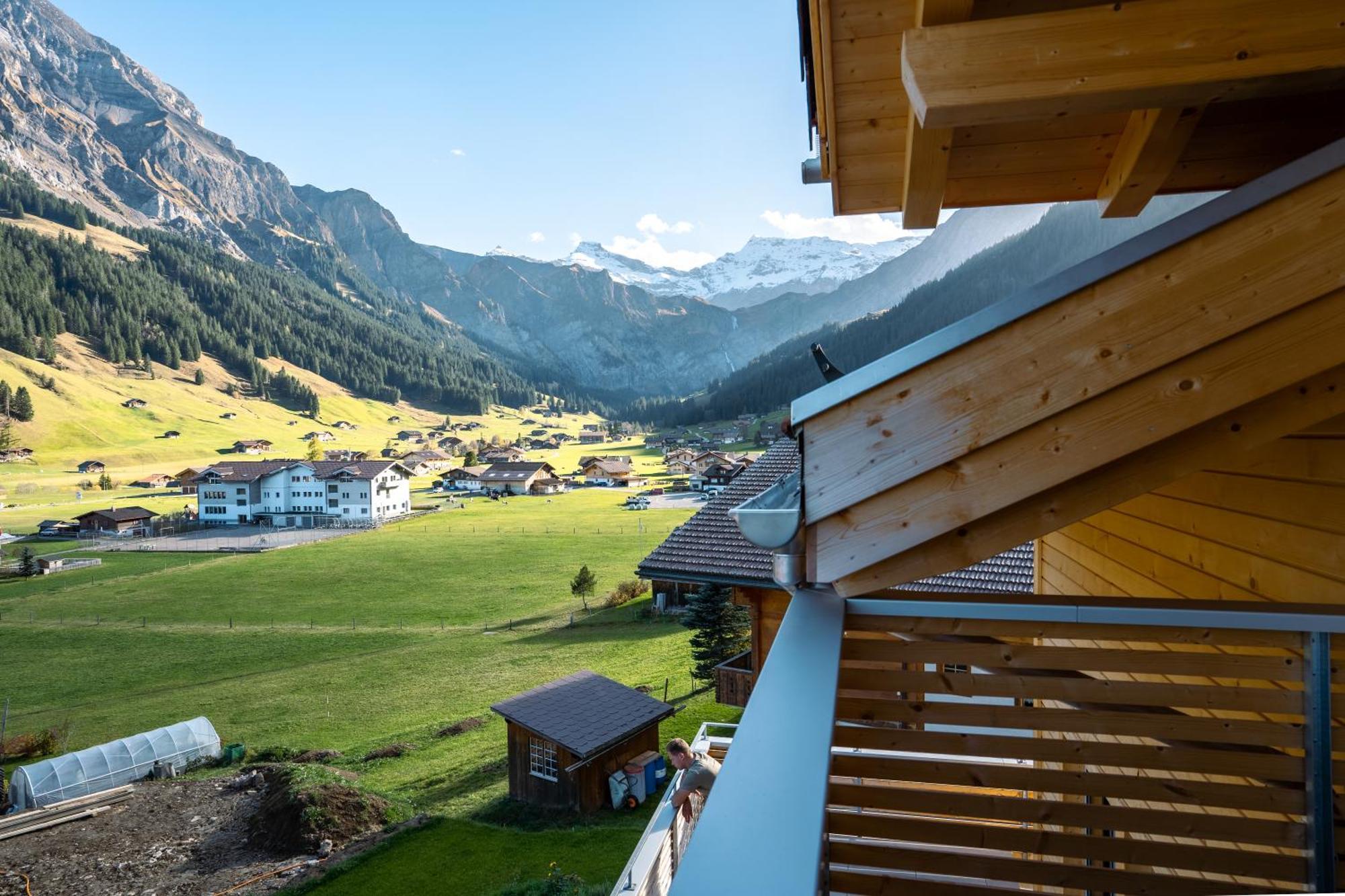 Chuenislodge2- Zwei Balkone, Gemuetlicher Kamin, Aussicht