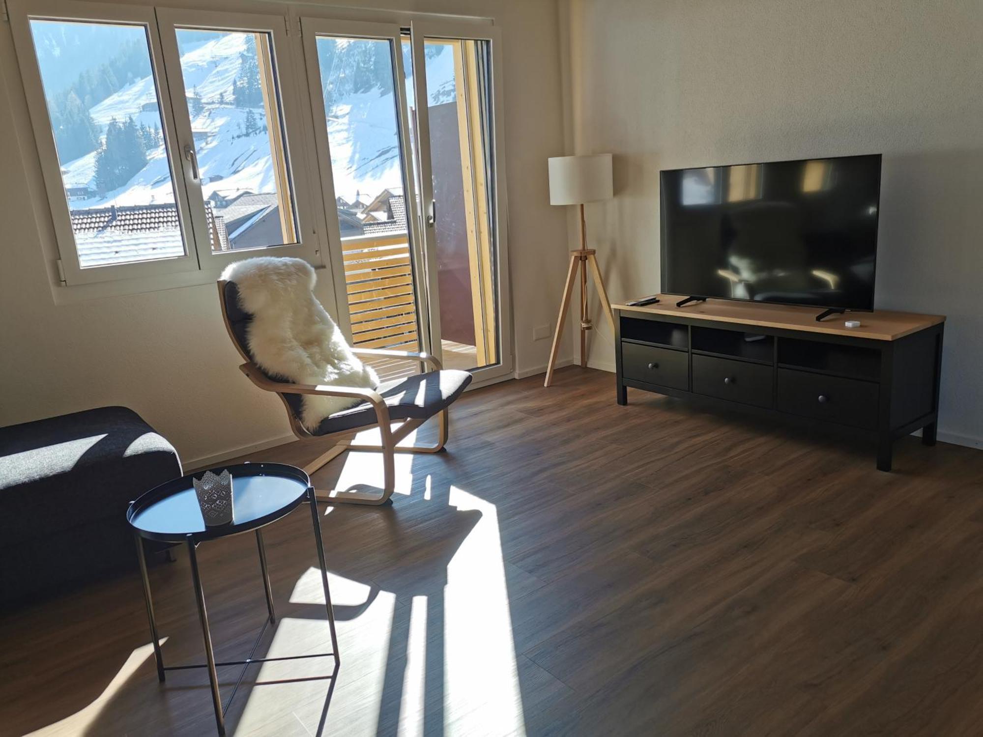 Chuenislodge2- Zwei Balkone, Gemuetlicher Kamin, Aussicht *